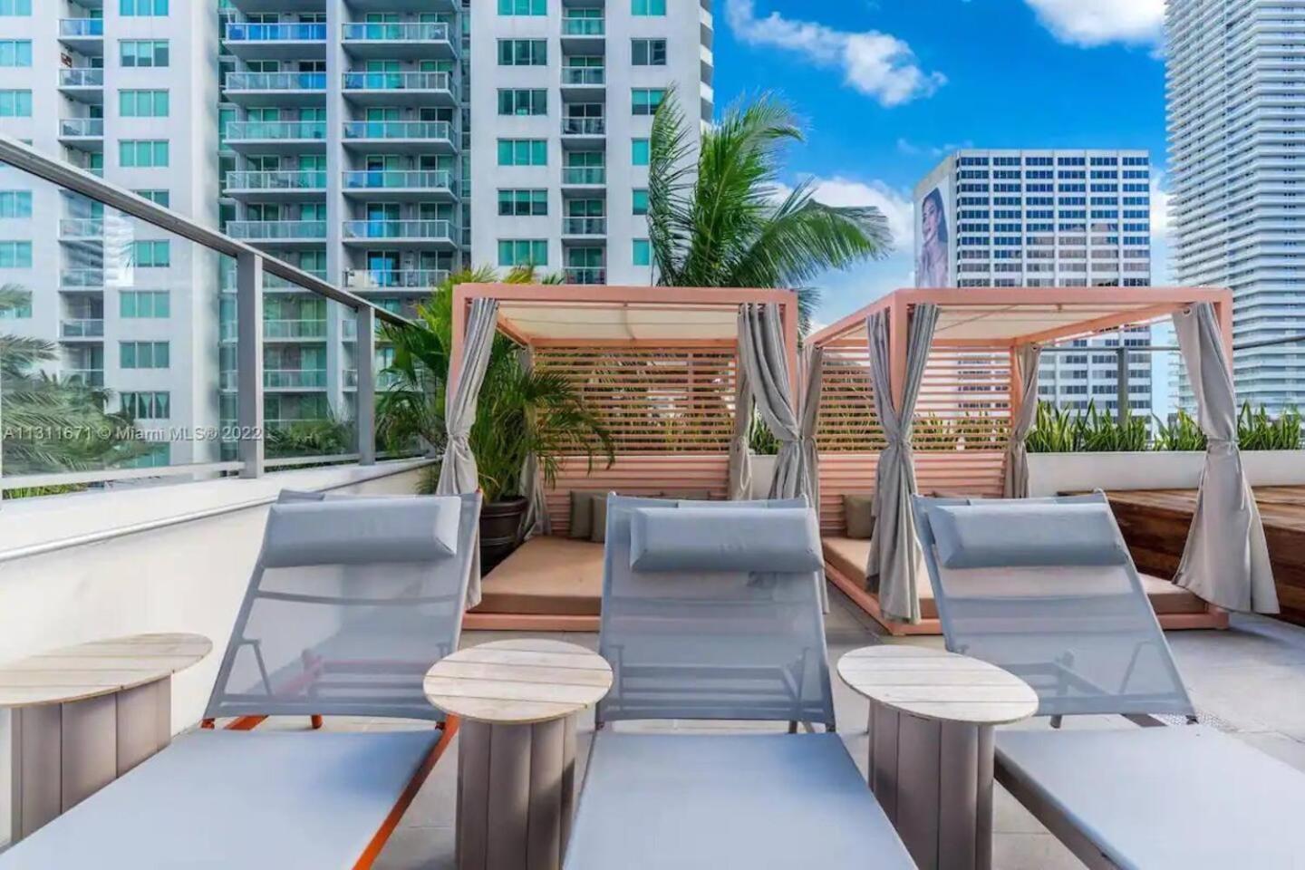 2 Bedrooms Design Condo Downtown Miami Pool And Gym Esterno foto